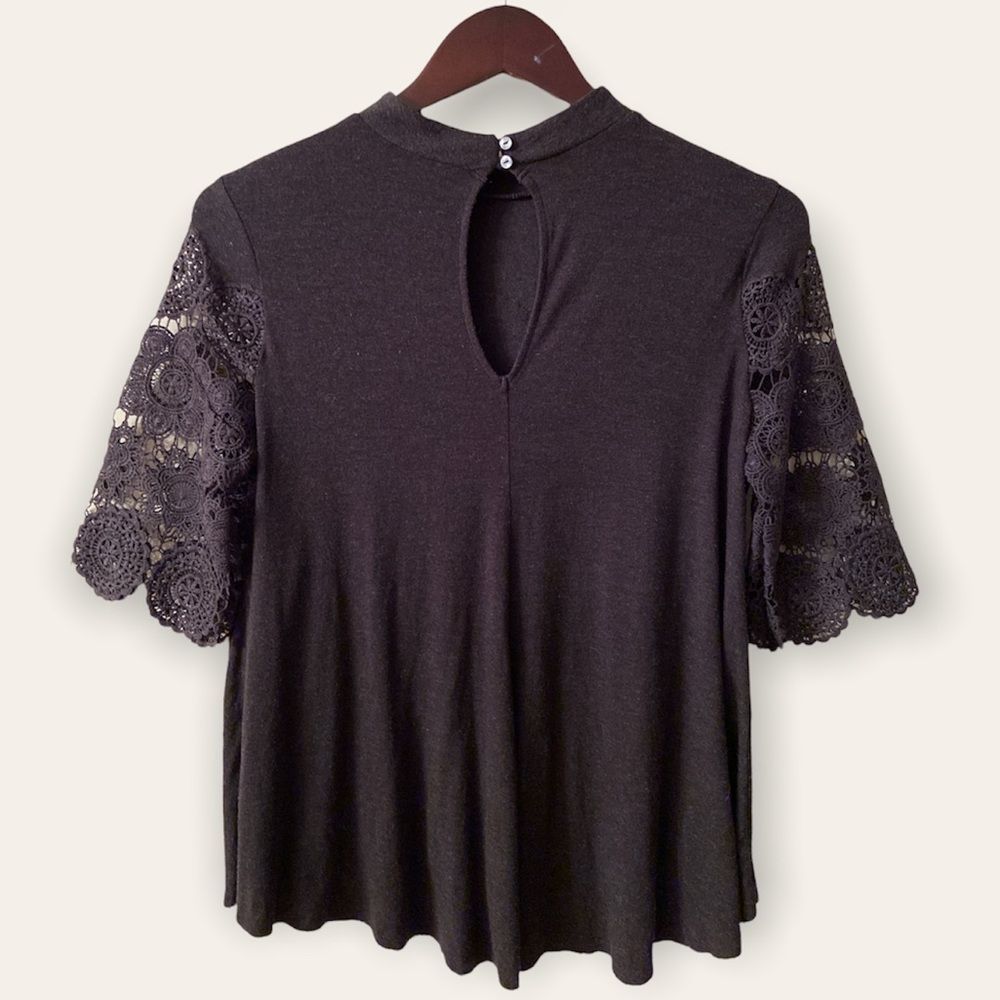 🦅 AEO Lace Boxy Fit High Neck Linen Blend Top - Picture 3 of 10